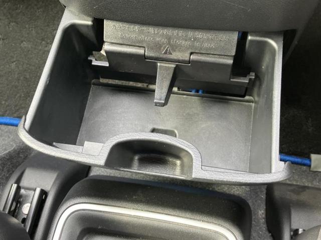 ｅパワーハイウェイスターＶ　保証書／純正　１０インチ　ＳＤナビ／エマージェンシーブレーキ／両側電動スライドドア／アラウンドビューモニター／車線逸脱防止支援システム／プロパイロット／ドライブレコーダー　純正（画像37）