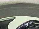 ハイブリッドＺ　新品タイヤ／保証書／純正　ＳＤナビ／衝突安全装置／シートヒーター／シート　ハーフレザー／ヘッドランプ　ＬＥＤ／ＵＳＢジャック／Ｂｌｕｅｔｏｏｔｈ接続／ＨＤＭＩ接続／ＥＴＣ／ＥＢＤ付ＡＢＳ　バックカメラ（46枚目）
