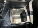 WECARSでは各商談席に大型モニターをご用意しております!見やすい大画面でゆったりと全国の在庫をご覧いただけます!是非ご来店お待ちしております!