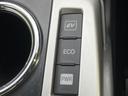 日々の運転を支えるスイッチ類を備えています。わかりやすい操作感で、快適なドライブをサポートします。