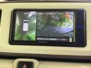 狭い場所での駐車も安心。後方の状況を画面で確認できるので、安全に駐車できます。運転に自信がない方にもおすすめです。