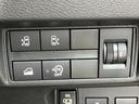 日々の運転を支えるスイッチ類を備えています。分かりやすい操作感で、快適なドライブをサポートします。