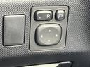 運転をより快適にするスイッチ類を備えています。誰でもすぐに操作でき、気持ちの良いドライブをサポートします。