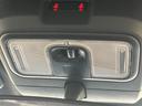 日々の運転を支えるスイッチ類を備えています。分かりやすい操作感で、快適なドライブをサポートします。