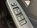 日々の運転を支えるスイッチ類です。直感的に操作でき、快適なドライブに役立ちます。
