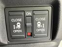 日々の運転を支えるスイッチ類です。直感的に操作でき、快適なドライブをサポートしてくれます。