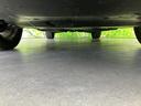 車両前方側の下廻り画像です。エンジン付近から車両中央部までの状態を確認いただけます。◆ご購入前に気になる下廻りの様子を把握したい方は、店頭スタッフまでお問い合わせ下さい。