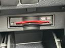ETC車載器を装備しており、対応する料金所ではカードを利用した通過に役立ちます。高速道路を利用する機会のある方に便利な装備としてご活用いただけます。