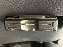 ETC車載器を備えており、対応する料金所ではETCを利用した通過が可能です。高速道路やスマートインターチェンジを利用する機会のある方に便利で、料金所での支払いをサポートします。