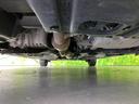 車両前方側の下廻り画像です。エンジン付近から車両中央部までの状態を確認いただけます。◆ご購入前に気になる下廻りの様子を把握したい方は、店頭スタッフまでお問い合わせ下さい。