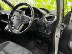 ＷＥＣＡＲＳではほぼ毎日新しい在庫車両を入荷しております！お客様のこだわりを叶える１台がきっとＷＥＣＡＲＳにあるはずです！ 5