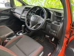 ＷＥＣＡＲＳではほぼ毎日新しい在庫車両を入荷しております！お客様のこだわりを叶える１台がきっとＷＥＣＡＲＳにあるはずです！ 5
