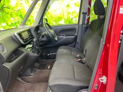 ネットで車を見ていてもイメージが湧かない・・・色々な会社や車がありすぎて何が良いのか分からない・・・そうお考えのお客様！ご相談のみでもＯＫです！ＷＥＣＡＲＳでは中古車購入の基本をお伝えします！ 6