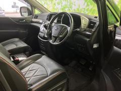 ＷＥＣＡＲＳではほぼ毎日新しい在庫車両を入荷しております！お客様のこだわりを叶える１台がきっとＷＥＣＡＲＳにあるはずです！ 5
