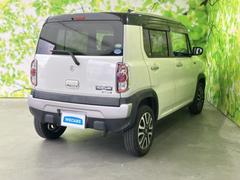 �Ѥ������������������ʸ���Ѥˡ��ķ��ơ�����פȾ岼��ʬ���줿�Х�ѡ�������Ū�Ǥ���¦�̤�³����Υ饤���ޤȤޤ꤬���ꡢ�������鸫�Ƥ�Ƥ��ߤ䤹���������줿ʷ�ϵ��Ǥ��� 3