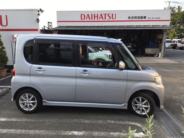 タント Ｇスペシャル　パワースライドドア　キーフリー　メモリーナビ　１４インチ純正アルミホイール　オートエアコン　ドアミラーターンランプ　ＡＢＳ　Ｗエアバック（4枚目）