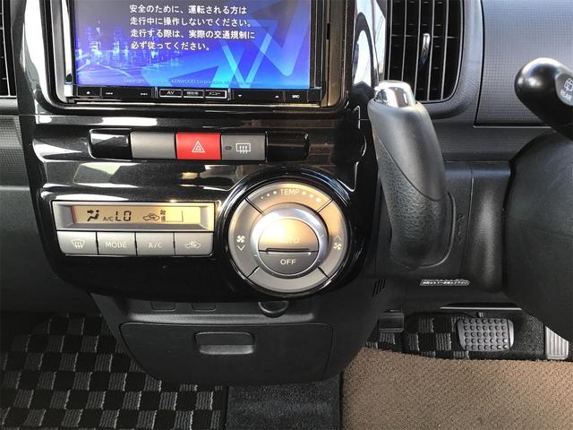 タント Ｇスペシャル　パワースライドドア　キーフリー　メモリーナビ　１４インチ純正アルミホイール　オートエアコン　ドアミラーターンランプ　ＡＢＳ　Ｗエアバック（11枚目）