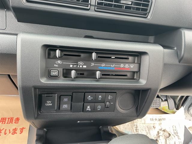ハイゼットトラック スタンダード　４ＷＤ　ＣＶＴ　エアコン　パワステ　スマートアシスト　純正ＡＭ／ＦＭラジオ（12枚目）
