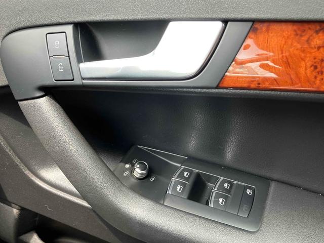 Ａ３ スポーツバック１．４ＴＦＳＩ　バックカメラ　ナビ　ＴＶ　クリアランスソナー　アルミホイール　オートライト　電動格納ミラー　ＡＴ　盗難防止システム　ＡＢＳ　ＥＳＣ　エアコン　パワーステアリング　パワーウィンドウ　運転席エアバッグ（9枚目）