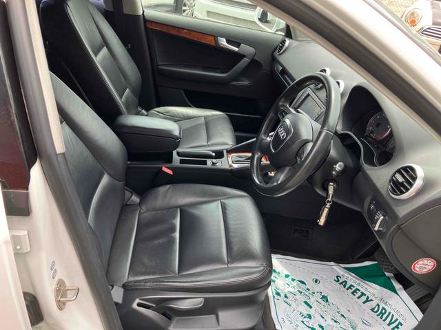 Ａ３ スポーツバック１．４ＴＦＳＩ　バックカメラ　ナビ　ＴＶ　クリアランスソナー　アルミホイール　オートライト　電動格納ミラー　ＡＴ　盗難防止システム　ＡＢＳ　ＥＳＣ　エアコン　パワーステアリング　パワーウィンドウ　運転席エアバッグ（27枚目）