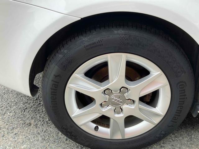 Ａ３ スポーツバック１．４ＴＦＳＩ　バックカメラ　ナビ　ＴＶ　クリアランスソナー　アルミホイール　オートライト　電動格納ミラー　ＡＴ　盗難防止システム　ＡＢＳ　ＥＳＣ　エアコン　パワーステアリング　パワーウィンドウ　運転席エアバッグ（35枚目）