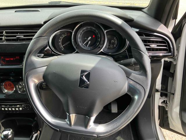 ＤＳ３ 　ドライブレコーダー　ＥＴＣ　オートクルーズコントロール　アルミホイール　キーレスエントリー　ＡＴ　記録簿　ＥＳＣ　エアコン　パワーウィンドウ　ＣＤ（2枚目）
