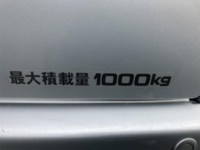 レジアスエースバン スーパーＧＬ　ナビＴＶ　Ｂモニター　スマートキー×２　プッシュスタートボタン　両側スライドドア　ディーゼル車（18枚目）