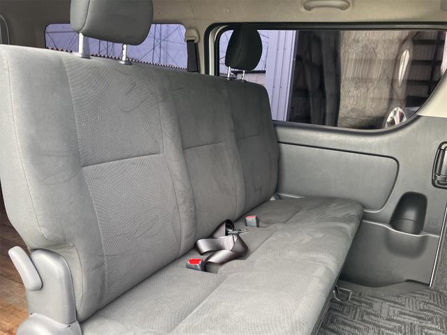 レジアスエースバン スーパーＧＬ　ナビＴＶ　Ｂモニター　スマートキー×２　プッシュスタートボタン　両側スライドドア　ディーゼル車（19枚目）