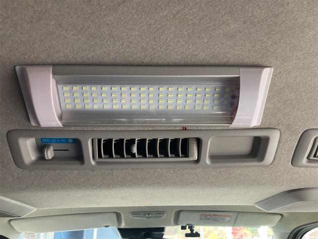 レジアスエースバン スーパーＧＬ　ナビＴＶ　Ｂモニター　スマートキー×２　プッシュスタートボタン　両側スライドドア　ディーゼル車（20枚目）