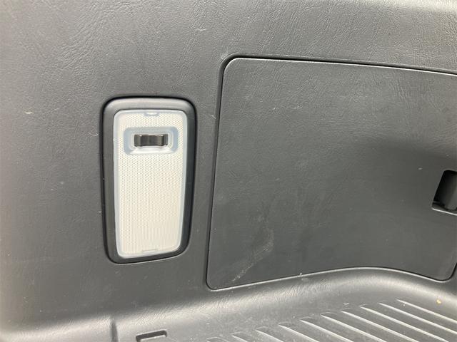 レジアスエースバン スーパーＧＬ　ナビＴＶ　Ｂモニター　スマートキー×２　プッシュスタートボタン　両側スライドドア　ディーゼル車（25枚目）