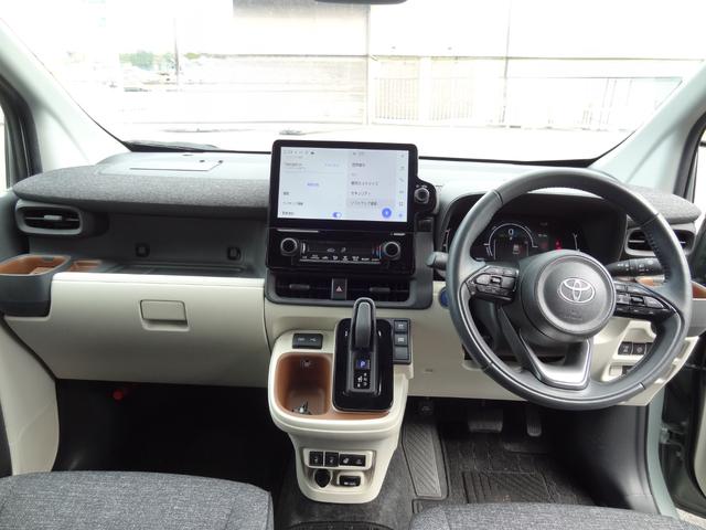シエンタ ハイブリッドＺ　ハイブリッドＺ　純正１０．５型ナビ　両側電動スライドドア　禁煙車　バックカメラ　セーフティセンス　ＢＳＭ　ＡＣ１００Ｖ電源　レーダークルーズ　コーナーセンサー　ＬＥＤヘッド（17枚目）