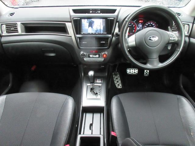 2.5i-S タイミングベルト交換済 ワンオーナー 禁煙車 ナビ フルセグTV プッシュスタート(3枚目)