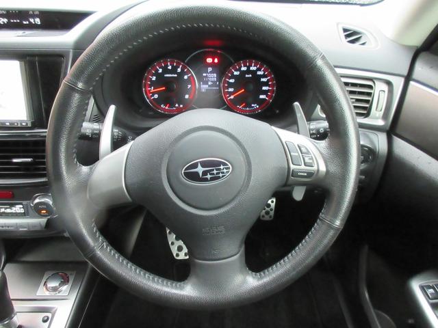 2.5i-S タイミングベルト交換済 ワンオーナー 禁煙車 ナビ フルセグTV プッシュスタート(5枚目)
