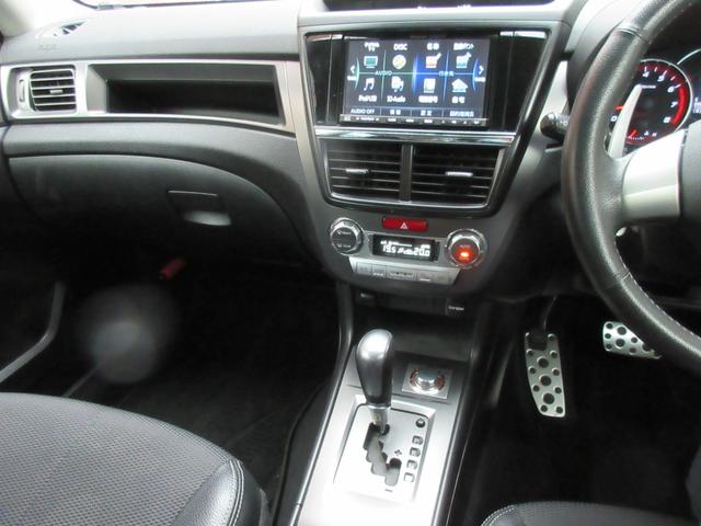 2.5i-S タイミングベルト交換済 ワンオーナー 禁煙車 ナビ フルセグTV プッシュスタート(6枚目)