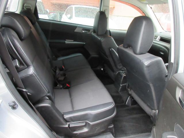 2.5i-S タイミングベルト交換済 ワンオーナー 禁煙車 ナビ フルセグTV プッシュスタート(17枚目)