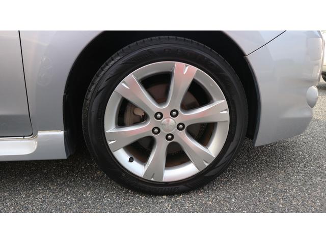 2.5i-S タイミングベルト交換済 ワンオーナー 禁煙車 ナビ フルセグTV プッシュスタート(26枚目)