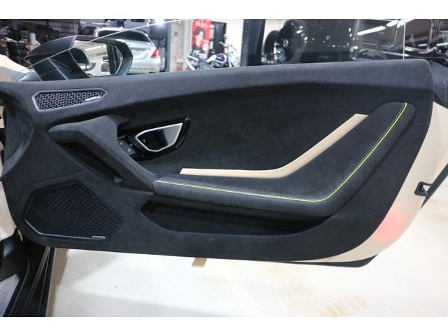 ウラカン ステラートオールテレイン アド・ペルソナム(32枚目)