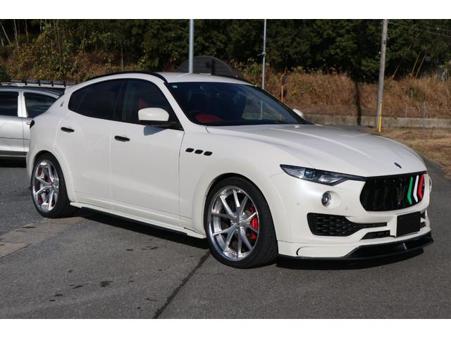 レヴァンテ ベースグレード　リープデザインワイドボディーキット　カーボンエアロ　ハイアパーフォージード　カーボンインテリア　ハーマンオーディオ（3枚目）