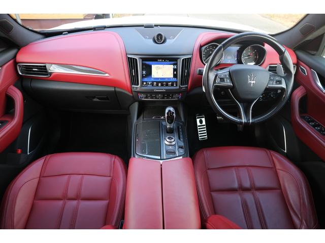 レヴァンテ ベースグレード　リープデザインワイドボディーキット　カーボンエアロ　ハイアパーフォージード　カーボンインテリア　ハーマンオーディオ（9枚目）