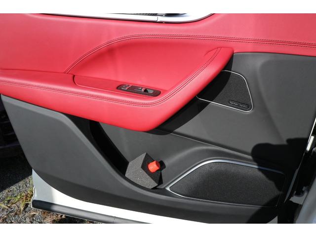 レヴァンテ ベースグレード　リープデザインワイドボディーキット　カーボンエアロ　ハイアパーフォージード　カーボンインテリア　ハーマンオーディオ（17枚目）