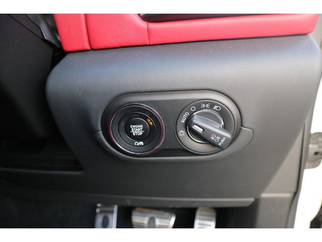 レヴァンテ ベースグレード　リープデザインワイドボディーキット　カーボンエアロ　ハイアパーフォージード　カーボンインテリア　ハーマンオーディオ（28枚目）