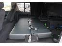 グランドキャビン　モデリスタウインチ　荷台仮装済み　ベット　対面シート　　テーブル　１０人乗り　車いす登録　車いすラダー床下収納（31枚目）