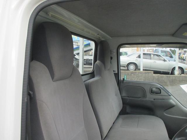 タイタントラック フルワイドローDX ディーゼルターボ 1.5t積み メッキパーツ リアWタイヤ 集中ドアロック DPF洗浄済 リアブレーキOH済 荷台床張り替え済 縞板張り 荷台10尺(11枚目)