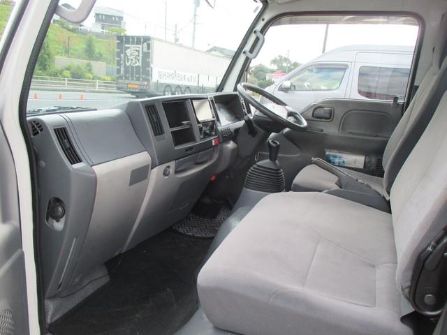 タイタントラック フルワイドローDX ディーゼルターボ 1.5t積み メッキパーツ リアWタイヤ 集中ドアロック DPF洗浄済 リアブレーキOH済 荷台床張り替え済 縞板張り 荷台10尺(19枚目)