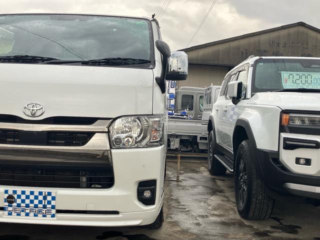 ハイエースバン スーパーＧＬ　ダークプライムＩＩ　ロングボディディーゼルターボ　デジタルインナーミラー　バックカメラ　ＥＴＣ　ドライブレコーダー　ディーゼル車　インテリジェントキー　衝突被害軽減システム　レーンアシスト（4枚目）