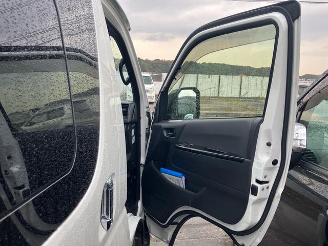 ハイエースバン スーパーＧＬ　ダークプライムＩＩ　ロングボディディーゼルターボ　デジタルインナーミラー　バックカメラ　ＥＴＣ　ドライブレコーダー　ディーゼル車　インテリジェントキー　衝突被害軽減システム　レーンアシスト（24枚目）