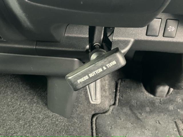 ハイエースバン スーパーＧＬ　ダークプライムＩＩ　ロングボディディーゼルターボ　デジタルインナーミラー　バックカメラ　ＥＴＣ　ドライブレコーダー　ディーゼル車　インテリジェントキー　衝突被害軽減システム　レーンアシスト（30枚目）