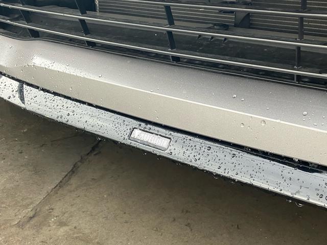 プリウス Z ブラインドスポットモニター モデリスタエアロ ナビ バックカメラ スマートキー プッシュスタート アイドリングストップ LEDヘッドランプ パワーシート シートヒーター 置くだけ充電(4枚目)