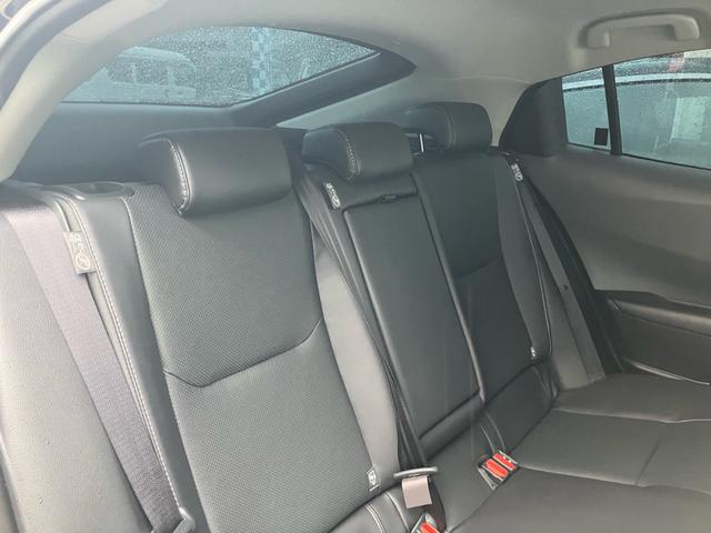 プリウス Z ブラインドスポットモニター モデリスタエアロ ナビ バックカメラ スマートキー プッシュスタート アイドリングストップ LEDヘッドランプ パワーシート シートヒーター 置くだけ充電(15枚目)