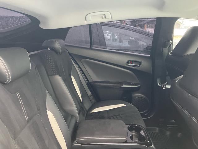 プリウスPHV S GRスポーツ ナビ バックカメラ ETC プッシュスタート(17枚目)